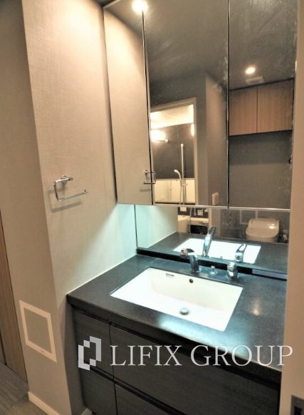 洗面設備　独立洗面台