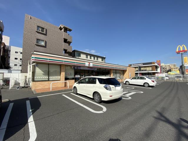 コンビニ　セブンイレブン鹿児島上荒田町店（コンビニ）まで122m