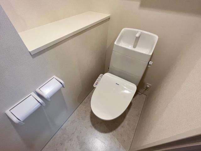 トイレ　シャワー付トイレ