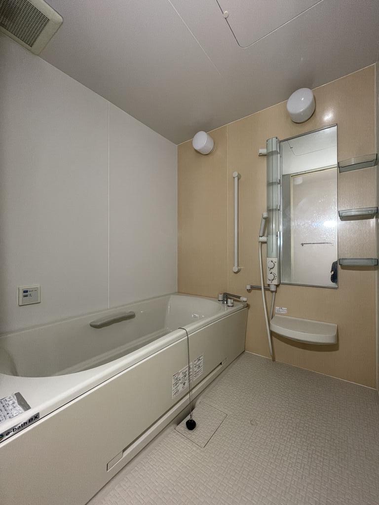 バス・シャワールーム　◆こちらの物件のお問合わせは、蕪木不動産へお問合せ下さい◆