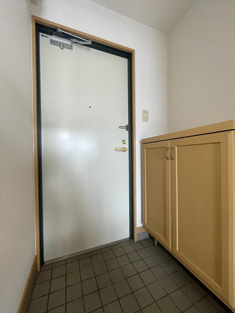 玄関　◆こちらの物件のお問合わせは、蕪木不動産へお問合せ下さい◆