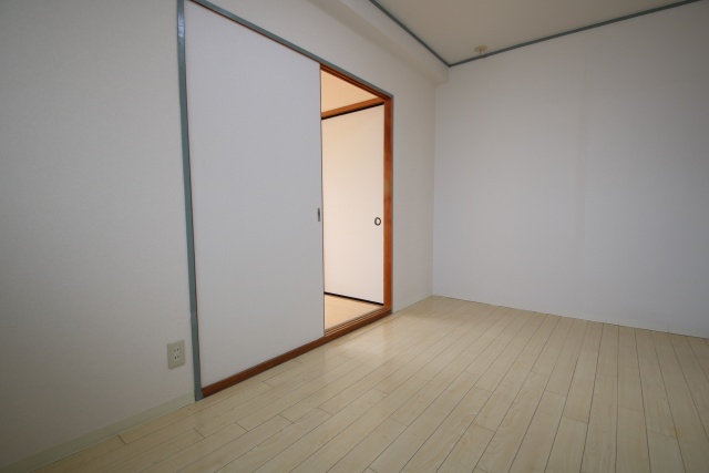 居室・リビング　※写真は別室の参考写真です。現況優先。