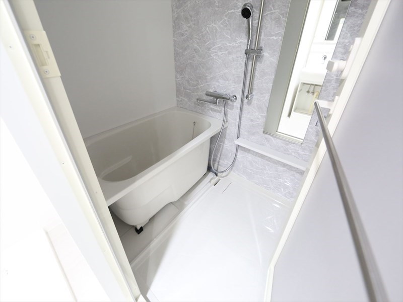 バス・シャワールーム　バスルーム　浴室暖房乾燥機付きオートバス