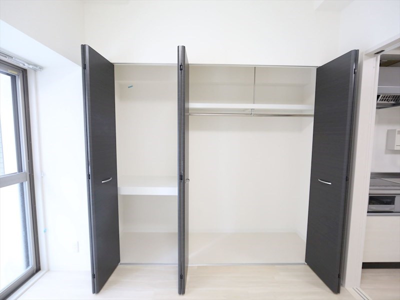 収納　洋室6帖　クローゼット付（収納充実してます）