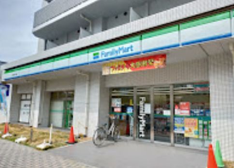 コンビニ　ファミリーマート江東南砂四丁目店（コンビニ）まで390m