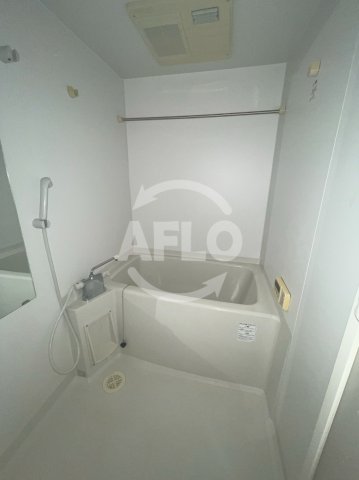 バス・シャワールーム　KM山坂（ケーエム山坂）浴室