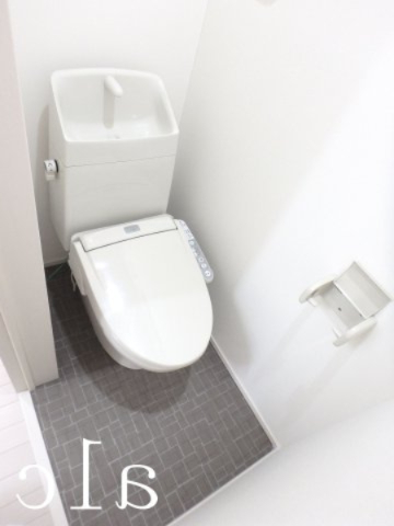 トイレ　落ち着いたトイレです