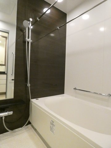 バス・シャワールーム　バス※別部屋参考写真