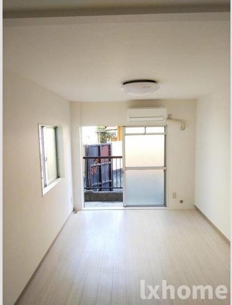 キッチン　毎日通るエントランスはこのようになっています