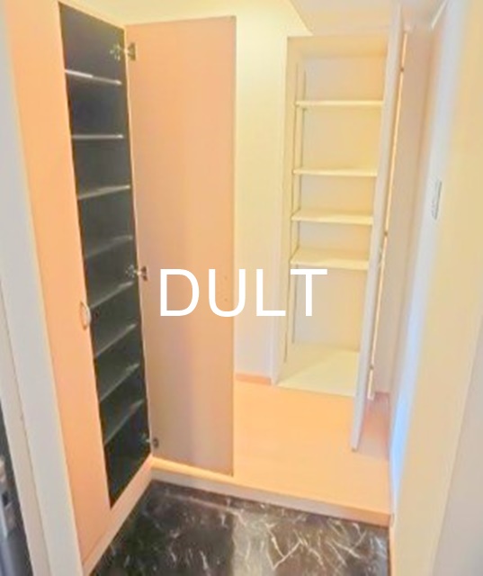 玄関　玄関です。