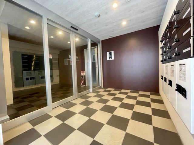 エントランス　エントランス