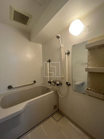 バス・シャワールーム　ANTHILL順一（アントヒル順一）　バスルーム