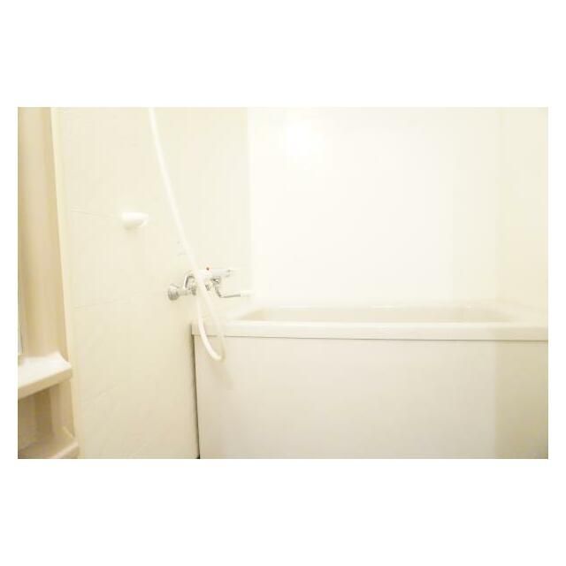 バス・シャワールーム　★お風呂は追い焚きが使えます★