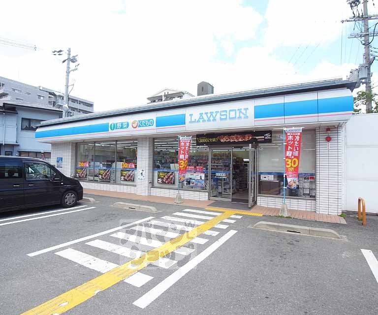 コンビニ　ローソン淀木津町店（コンビニ）まで107m
