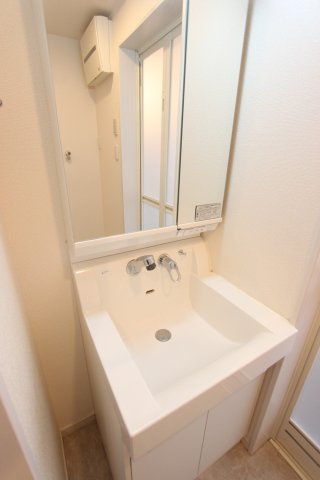 洗面設備　写真はイメージです。 色使用は現況優先となります。