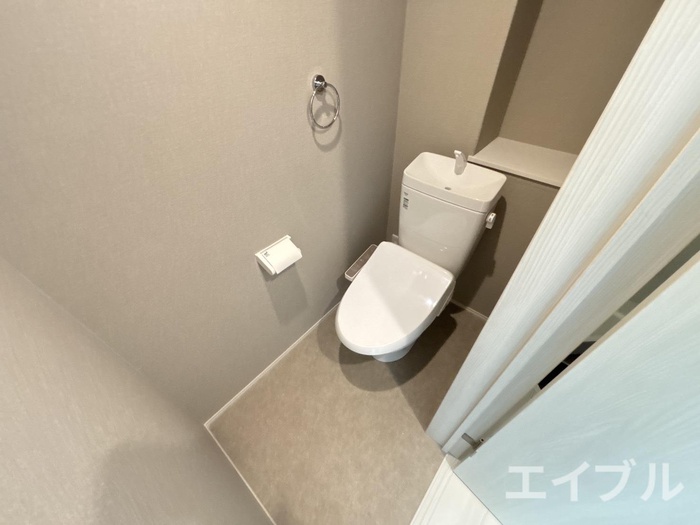 トイレ　※写真は1階の写真になります