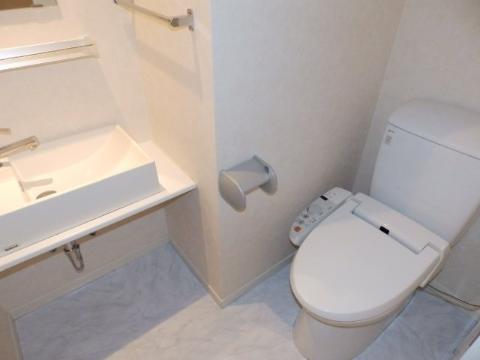 トイレ　トイレ