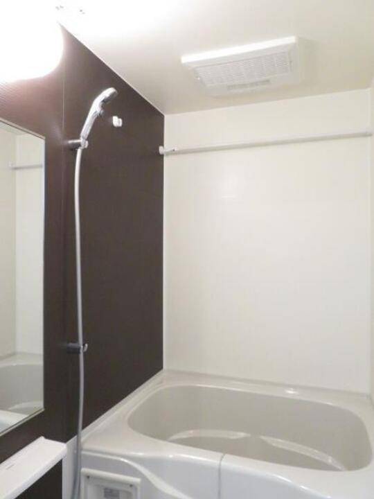 バス・シャワールーム　浴室