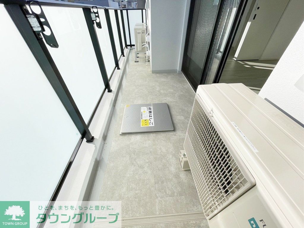 バルコニー　バルコニー