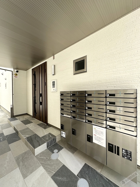 エントランス　宅配ボックスも完備されております。