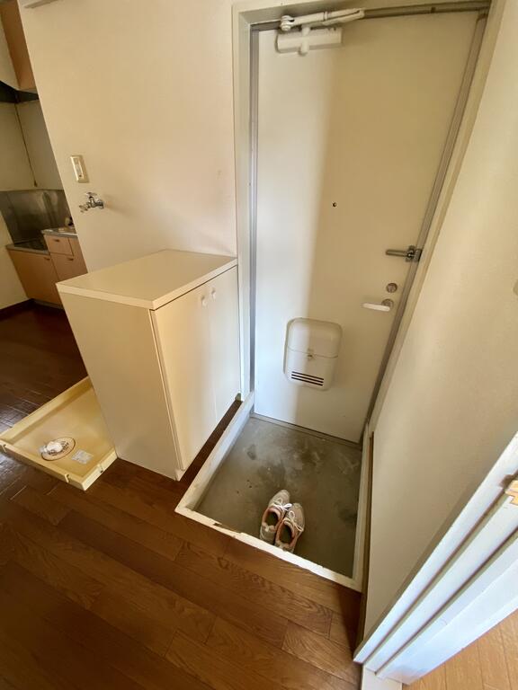 玄関　シューズボックス付き
