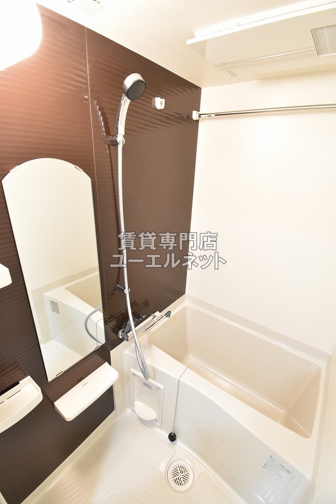 バス・シャワールーム　浴室