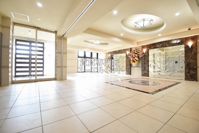 エントランス　エントランス内