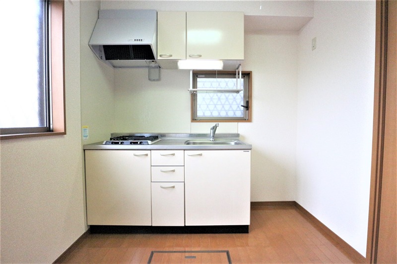 キッチン　広々4帖