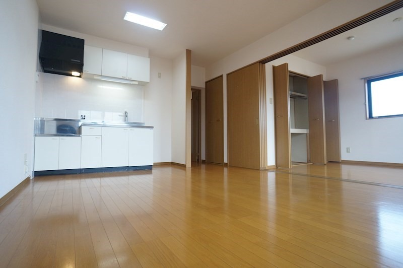 居室・リビング　別号室イメージ