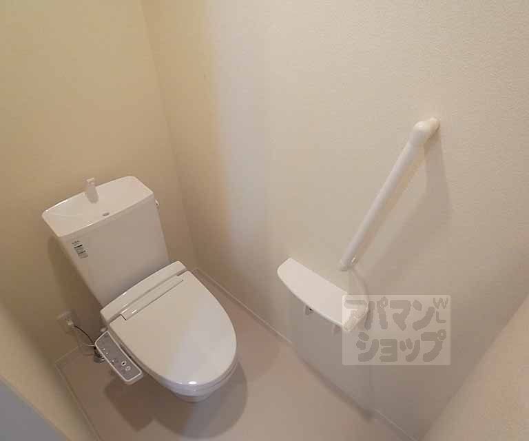 トイレ　ウォシュレット装備