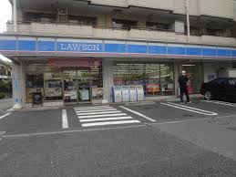 コンビニ　ローソン 池尻一丁目店（コンビニ）まで215m