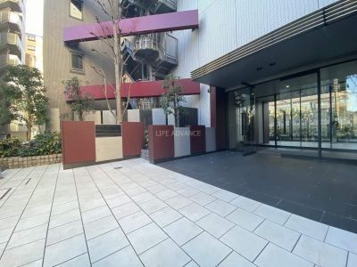 エントランス　エントランス