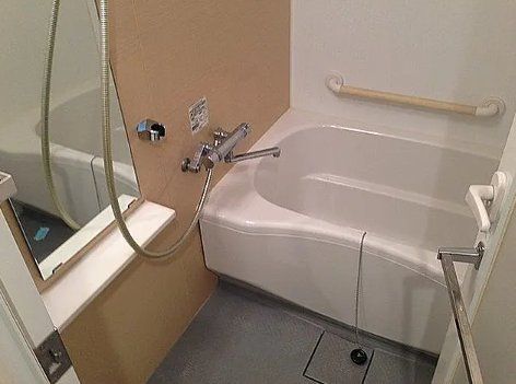 バス・シャワールーム　バス