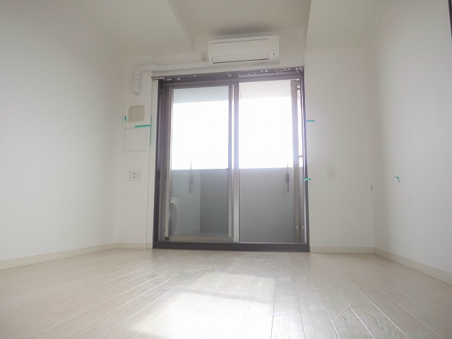 居室・リビング　日当たり良好♪