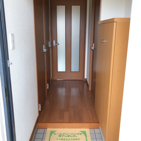玄関　落ち着いた玄関です