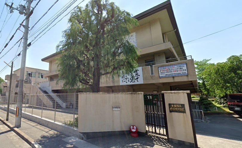 中学校　京都市立修学院中学校（中学校）まで522m