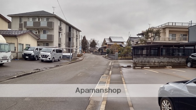 その他　前面道路（その他）まで0m