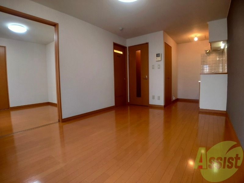 居室・リビング　広くてキレイなお部屋が広がっていて、充実した生活が送れそう。