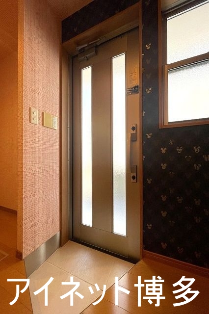 玄関　たくさんお買い物をされた際でも安心です