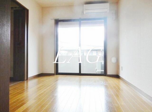 居室・リビング　洋室のお部屋です。
