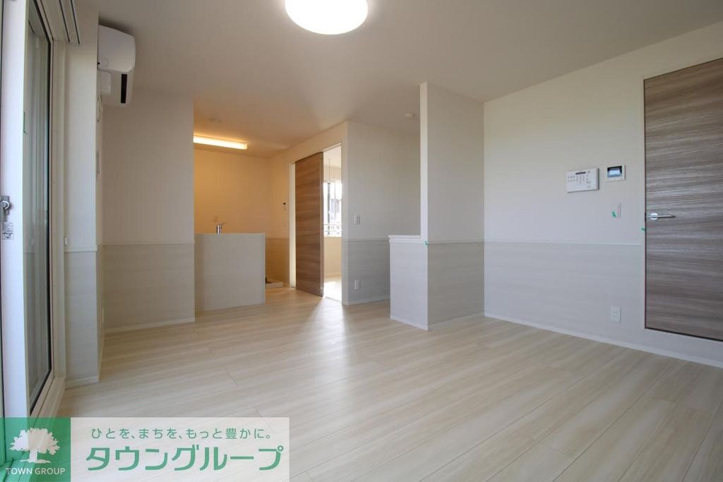 居室・リビング　お問合せはタウンハウジングまで！※現地待合わせ相談可能
