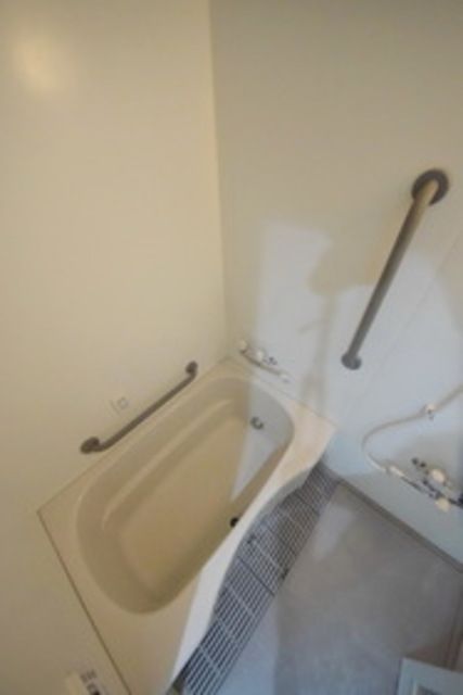 バス・シャワールーム　別部屋参考写真