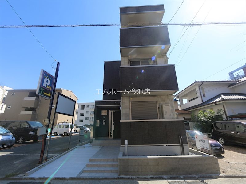 建物外観　外観　オートロックTVモニターホン完備