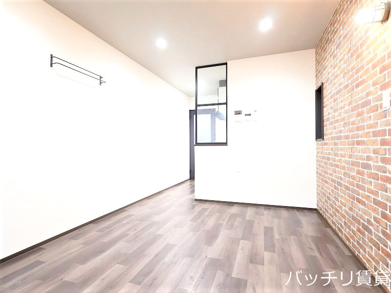 居室・リビング　画像は、同型タイプの為、現状を優先いたします。