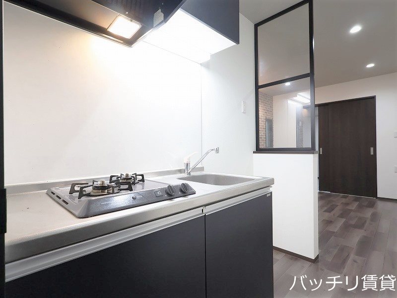 キッチン　画像は、同型タイプの為、現状を優先いたします。