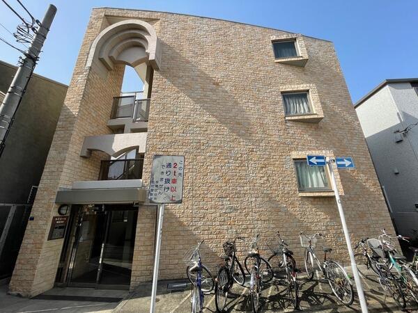 建物外観　?