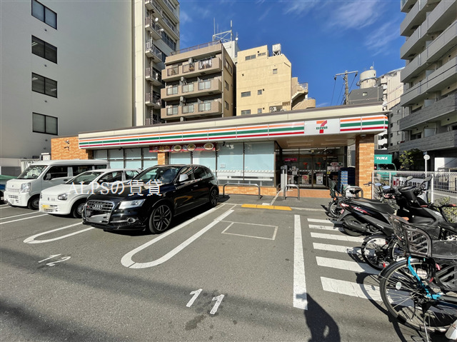 コンビニ　セブンイレブン 横浜不老町1丁目店（コンビニ）まで106m