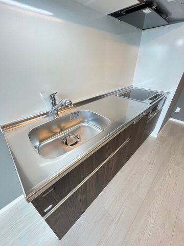 キッチン　同物件、別号室の参考写真です。