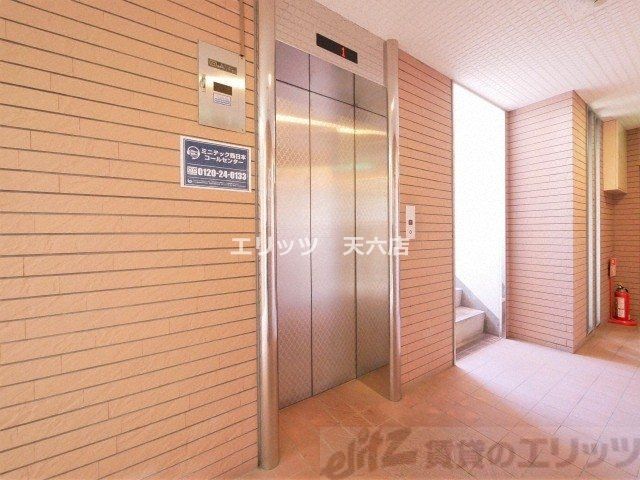 その他　エントランス
