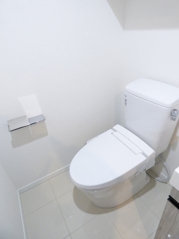 トイレ　※別部屋参考写真